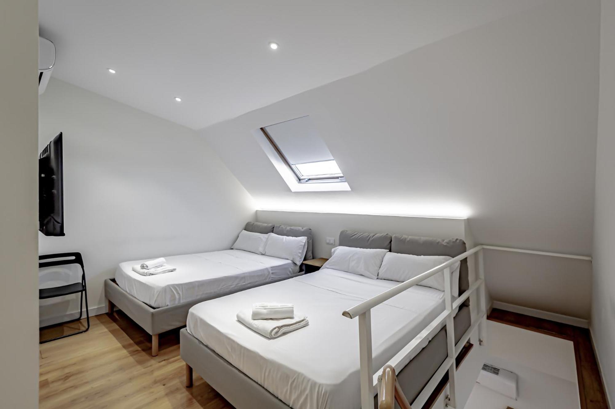 Apartamentos Noviembre มาดริด ภายนอก รูปภาพ